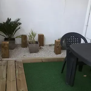  Appartement Proche De La France