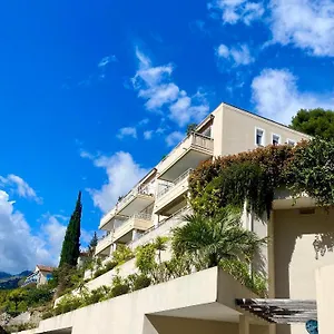Appartement Studio Climatisé Centre Parking Gratuit, Menton
