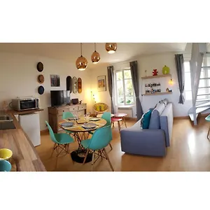  Appartement Le Petit Duplex Du Port De France